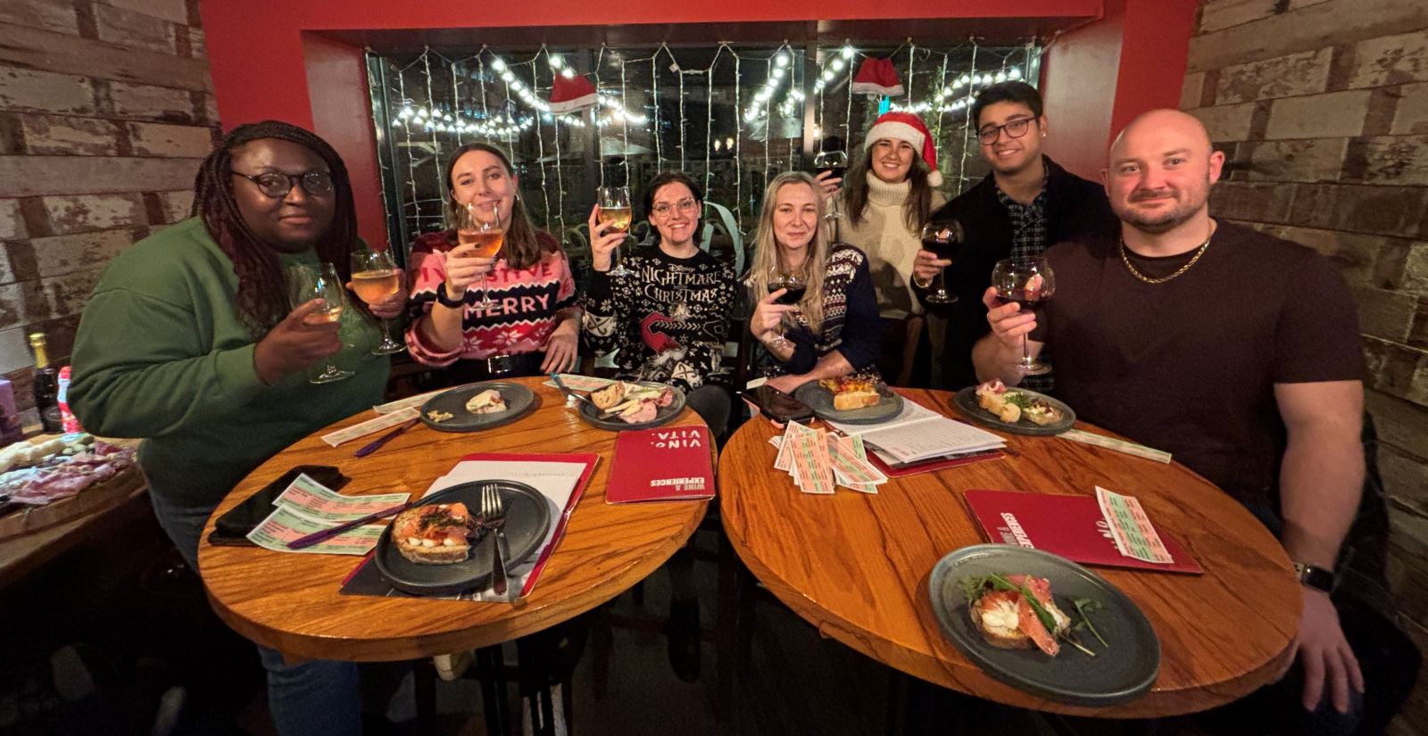 Group of people at a restaurant with drinks